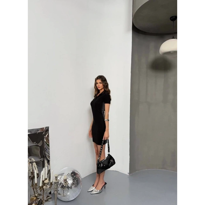 Taşlı Polo Yaka Elbise