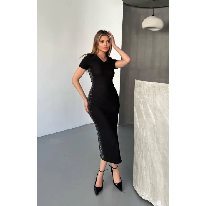 Taşlı Yırtmaçlı Elbise