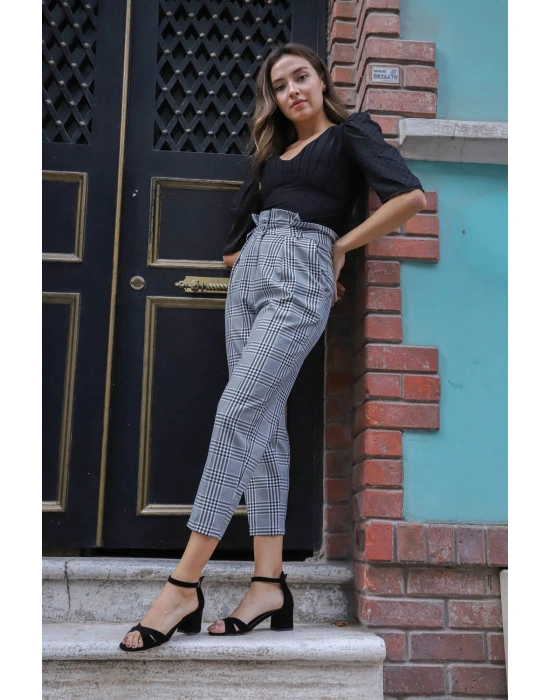 Büzgü Kollu Bluz - SİYAH