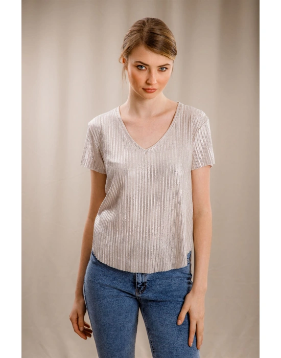 V Yaka Tasarım T-shirt-KREM