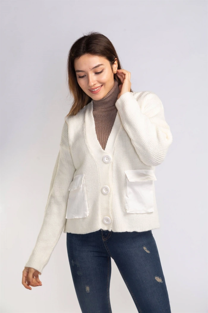 Cep ve Düğme Detaylı Hırka-EKRU