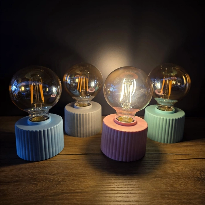Ampul Tasarımlı Retro Masa Lambası