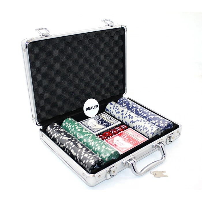 Metal Çantalı 200 Chipli Poker Oyunu Alk1500
