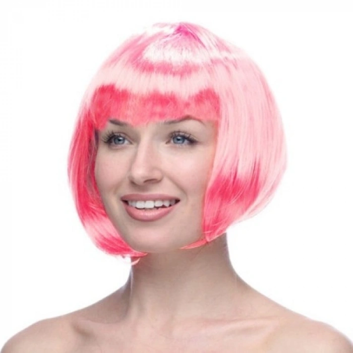 Pembe Renk Peruk Küt Saç
