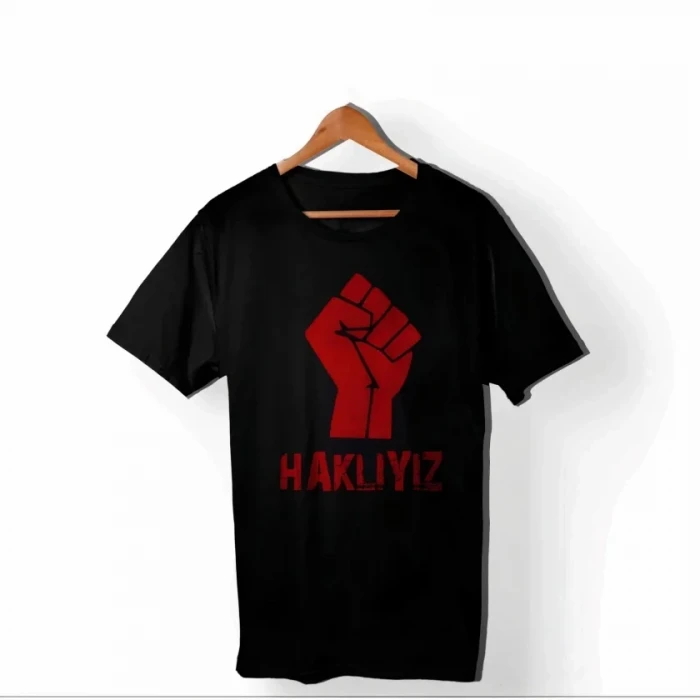 1 Mayıs Emek Ve Dayanışma Günü Haklıyız Baskılı Bisiklet Yaka T-shirt - Siyah