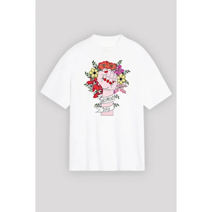 8 Mart Dünya Kadınlar Günü Baskılı Oversize Bisiklet Yaka T-shirt - Beyaz