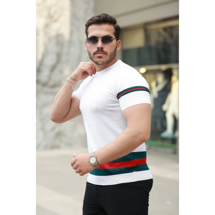 Erkek Bisiklet Yaka Bel Ve Kol Şerit Desenli Kısa Kollu Tişört