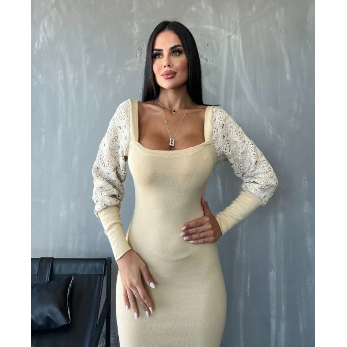 Kadın Kare Yaka Kolları Manşet Ve Dantel Detay Ürün Midi