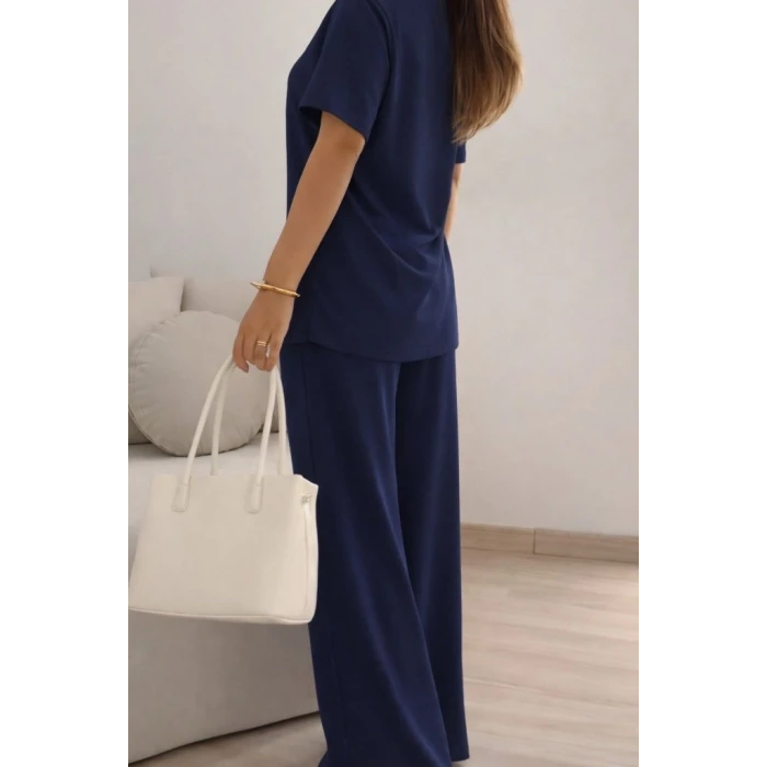 Kadın Kısa Kollu Bisiklet Yaka Viskon Iki Iplik Bluz Ve Pantolon İkili Takım