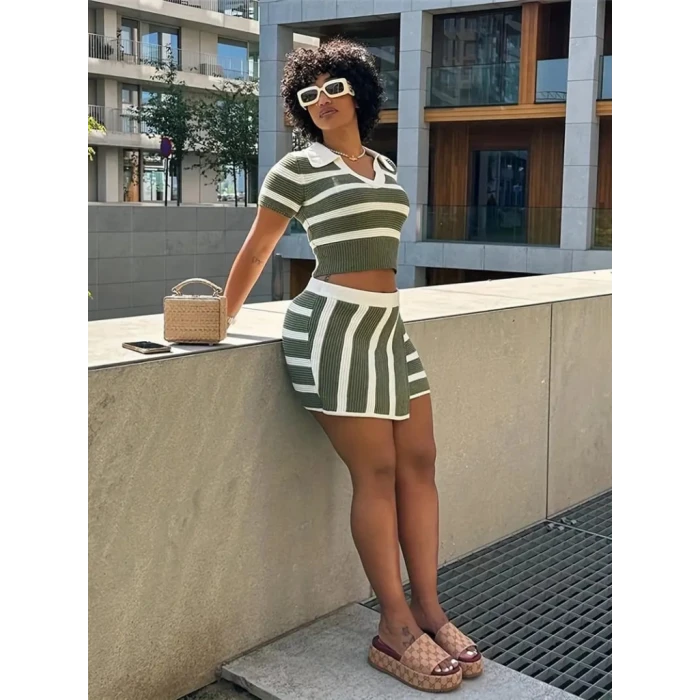 Kadın Kısa Kollu Polo Yaka Crop Asimetrik Mini Triko Etek İkili Takım