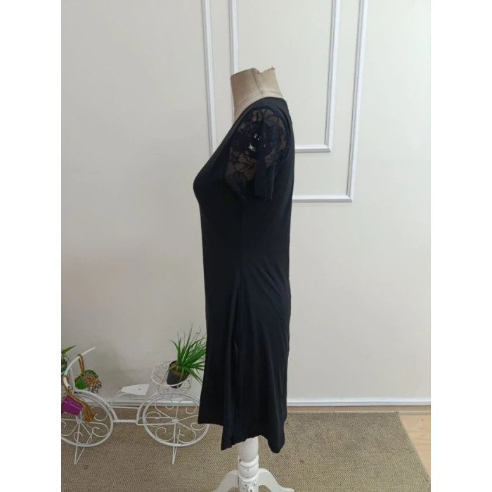 Kadın Kısa Kollu Yuvarlak Yakalı Kolu Dantelli Kısa Viıskon Elbise