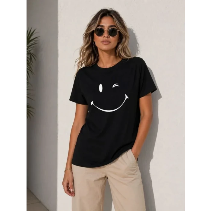 Minimal Gülümseyen Yüz Baskılı Tişört Kısa Kol Yazlık T-shirt - Siyah