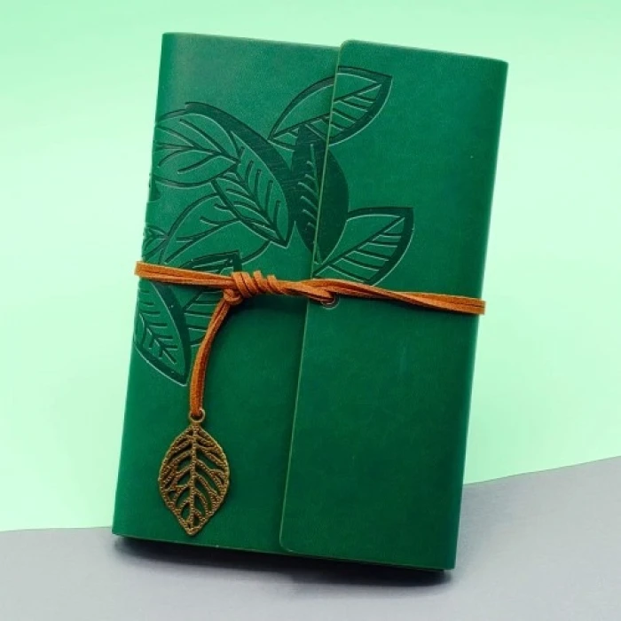 Yeşil Deri Kapaklı Yaprak Desenli Defter