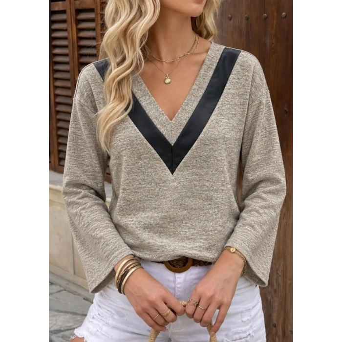 Yumoş Deri Detaylı Bluz
