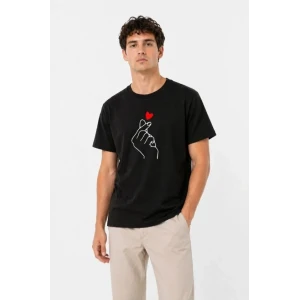 Erkek Kore Parmak Kalp Aşk Temalı Minimal Baskılı Tişört Yazlık Kısa Kol T-shirt - Siyah