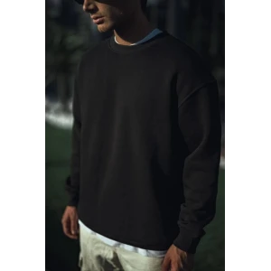 Kışlık Bisiklet Yaka Üç İplik Basic Sweatshirt - Siyah