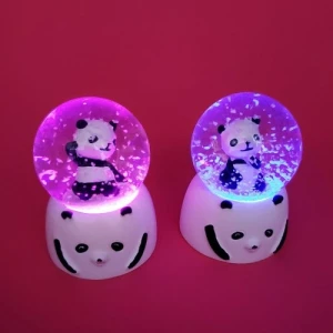Mini Işıklı Panda Kar Küresi