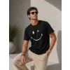 Erkek Minimal Gülümseyen Yüz Baskılı Tişört Kısa Kol Yazlık T-shirt - Siyah