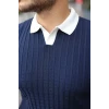 Erkek Yaka Detaylı Desen Dokulu Triko Tişört