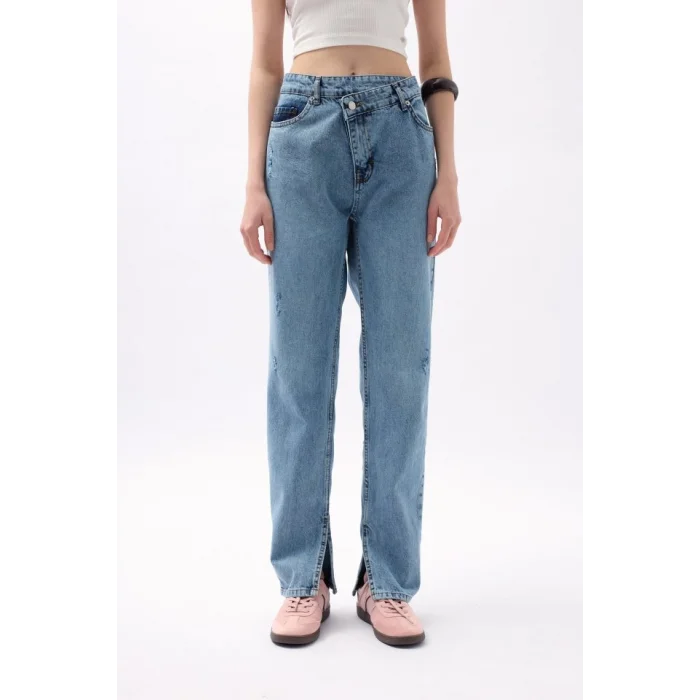 Asimetrik Bel Paça Yırtmaçlı Jean