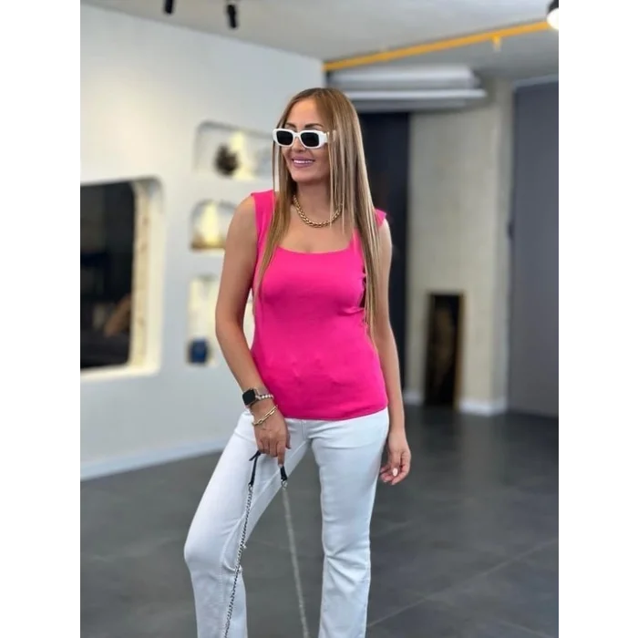 Kadın Kare Yaka Kalın Askılı Beyaz Triko Bluz