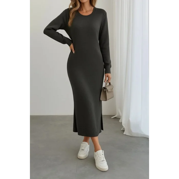 Kadın Uzun Kollu Bisiklet Yaka Yırtmaç Detay Triko Midi Boy Elbise