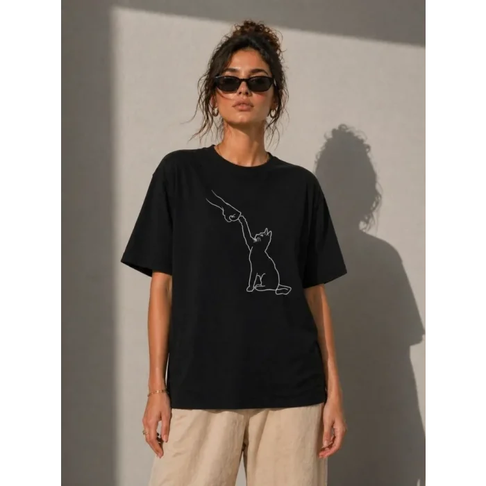 Minimal Kedi Çizim Baskılı Tişört Kısa Kol Yazlık T-Shirt - Siyah