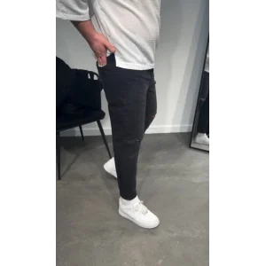 Erkek Siyah Dizi Yırtık Boyfriend Jean