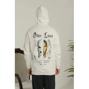 Oversize Üç İplik Şardonlu Kapüşonlu Sweatshirt – Beyaz “Other Lives” Ön Ve Arka Baskılı, Kanguru Cepli, Ribanalı Rahat Kışlık Model Beyaz