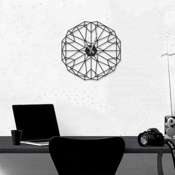 GEOMETRİK DESENLİ AHŞAP SAAT