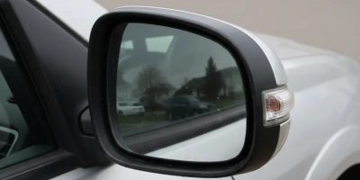 Nissan Almera Dış Dikiz Aynası Fiyatları ve Model Rehberi