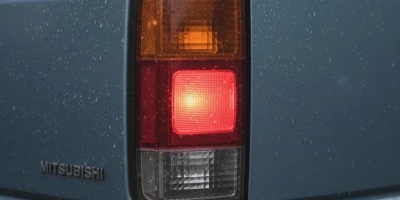 Mitsubishi L300 Stop Lambası Fiyatları | Sağ Sol Stop Uyum