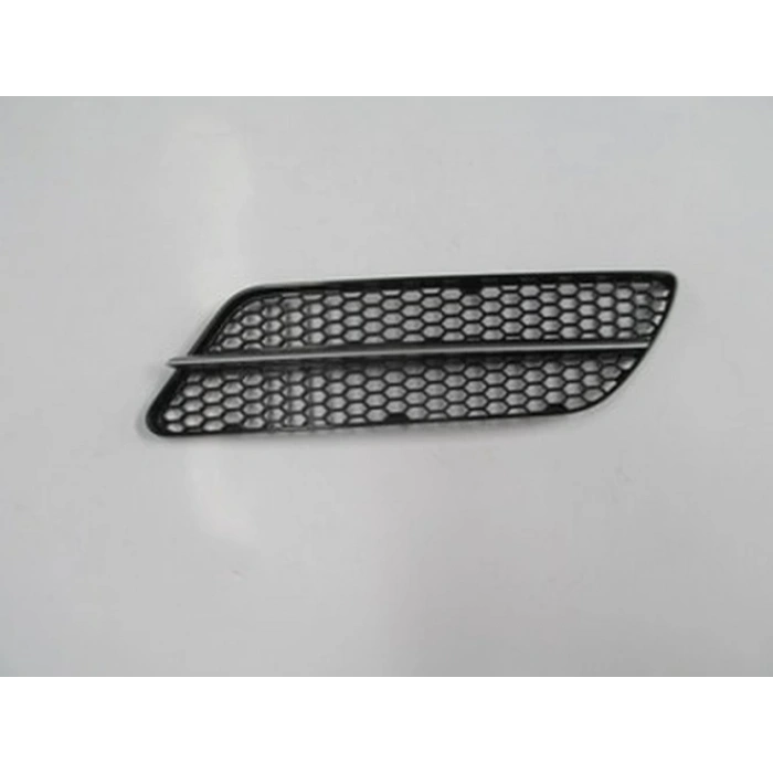 2005-2009 Alfa Romeo 147 Ön Tampon Panjuru Sol Siyah (Çıtası Gümüş Gri) (Tyg) (Adet) (Oem No:156075733)