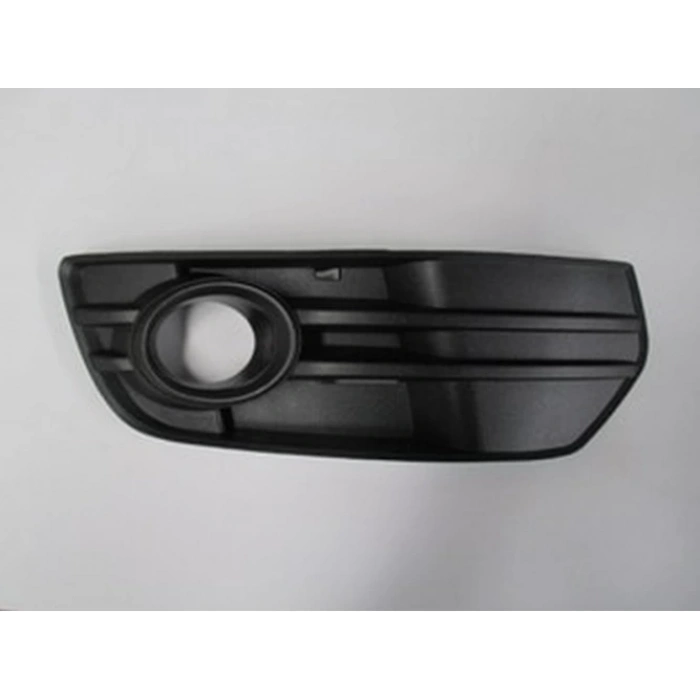 2010-2012 Audi Q5 Sis Lamba Kapağı Sağ (Sis Delikli) Siyah (Bfn) (Adet) (Oem No:8R0807682A01C)