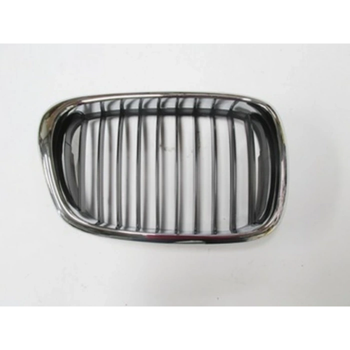 2001-2003 Bmw 5 Serı E39- Ön Panjur Sağ Nikelajlı-Siyah (Tw) (Adet) (Oem No:51137005838)