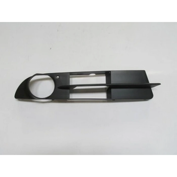 2004-2007 Bmw 5 Serı E60- Sis Lamba Kapağı Dış Sağ Sis Delikli (Tw) (Adet) (Oem No:51117049244)