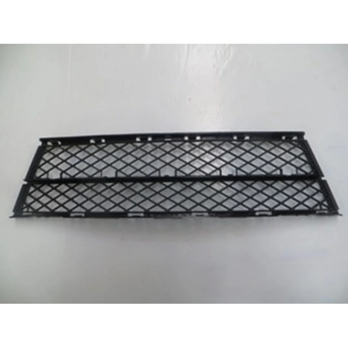 2007-2010 Bmw 5 Serı E60- Ön Tampon Panjuru Orta Siyah (Tw) (Adet) (Oem No:51117178115)