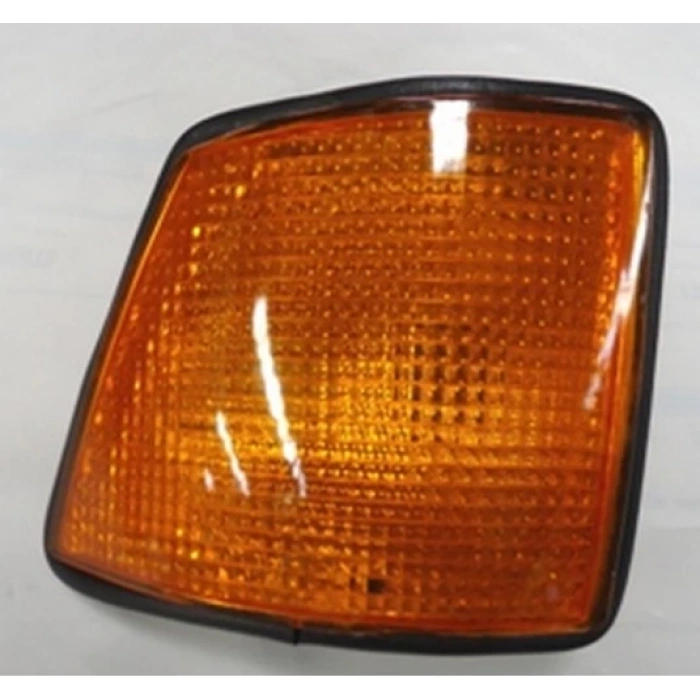 1988-1992 Bmw 7 Serı E32- Ön Sinyal Sağ Sarı (Famella) (Adet) (Oem No:63131378337)