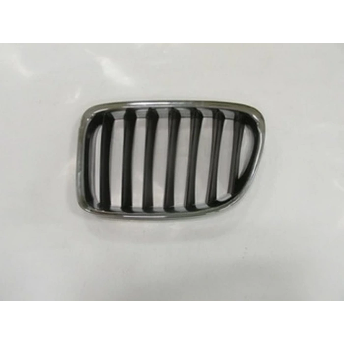 Bmw X1 2013-2015 Ön Panjur Sol Nikelajlı - İç Petekleri Siyah (Adet) (Oem No:51112993305)