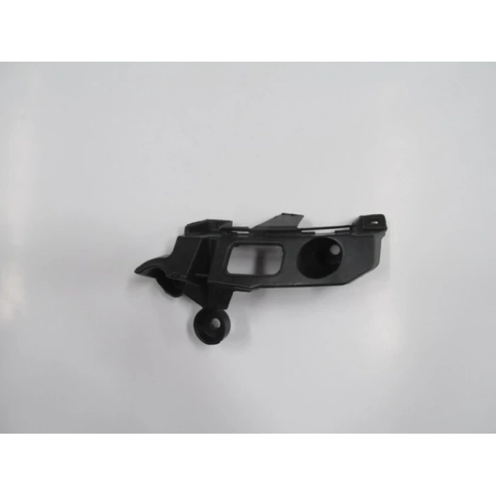 Citroen C3 2016-2020 Arka Tampon İç Bağlantı Braketi Sağ Plastik (Oem No: 9813361280)