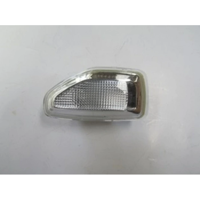 2013-2019 Dacıa Sandero Çamurluk Sinyali Sağ Beyaz (Famella) (Adet) (Oem No:261601801R)