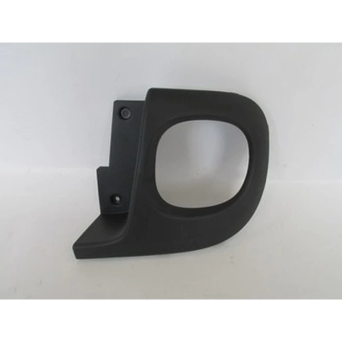 2013-2016 Fiat 500L Arka Tampon Bandı Sağ (Sis Delikli) (Fpı) (Adet) (Oem No:735559351)