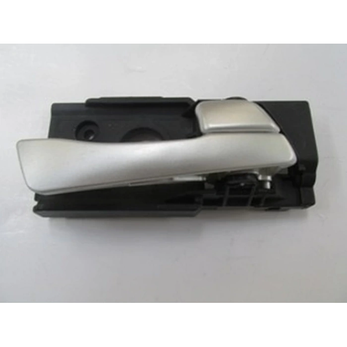 2011-2018 Hyundai Accent Blue Ön Kapı İç Açma Kolu Sağ Siyah (Elceği Gümüş Gri)  (Adet) (Oem No:826201R000S4)
