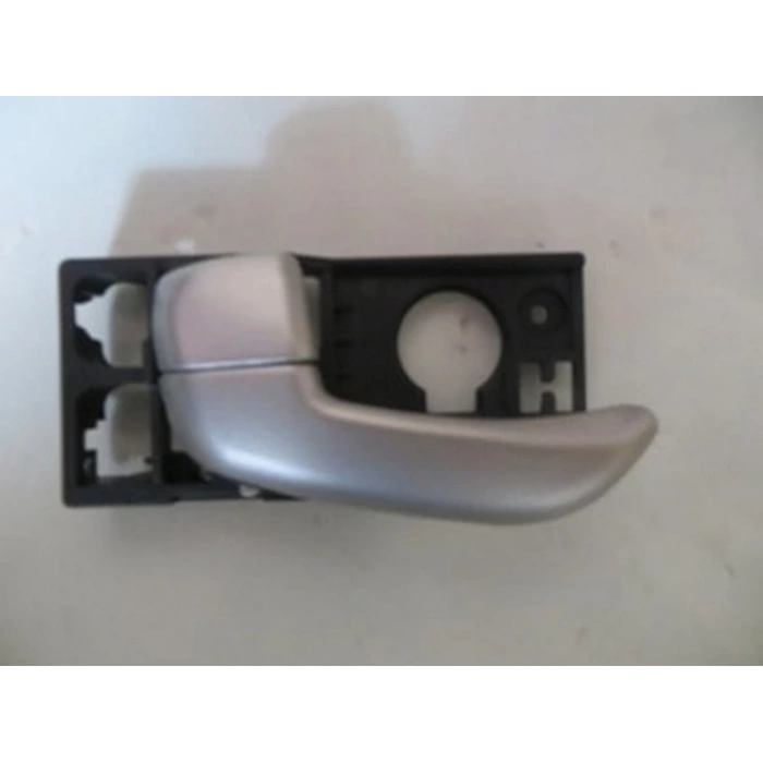 2008-2011 Hyundai I10 Ön Kapı İç Açma Kolu Sol Gümüş Gri (Adet) (Oem No:826100X010S4)
