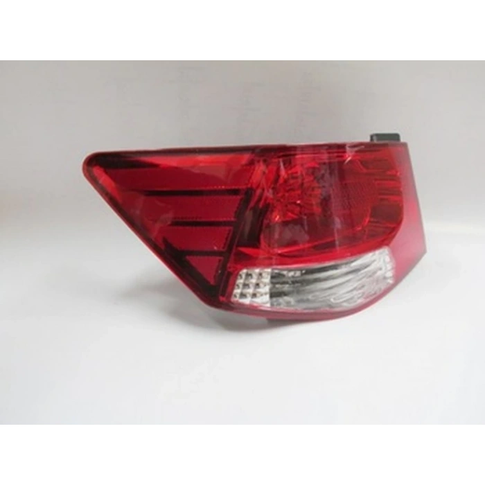 Kia Cerato 2010-2011 Dış Stop Lambası Sol Kırmızı - Beyaz (Famella) (Adet) (Oem No:924011M020)