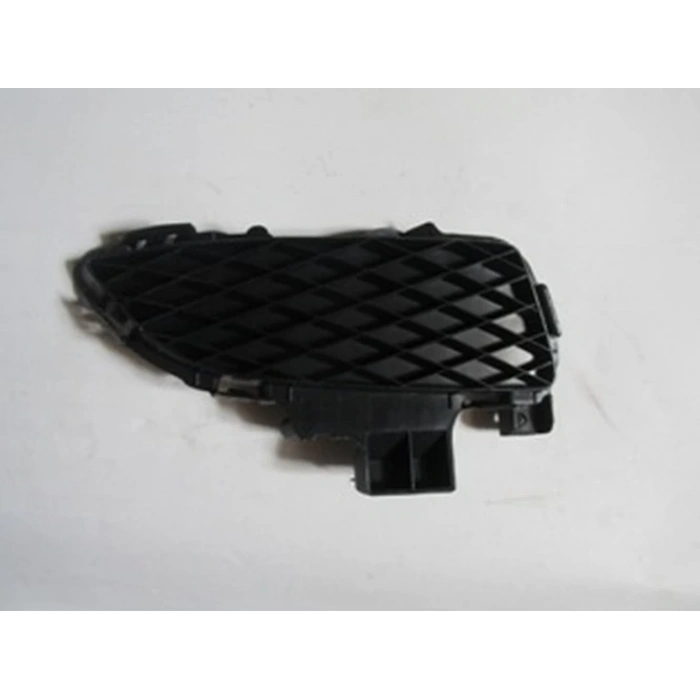 Mazda 3 Sedan 2003-2006 Sis Lamba Kapağı Sağ (Fpı) (Adet) (Oem No:Bn8V50C11)