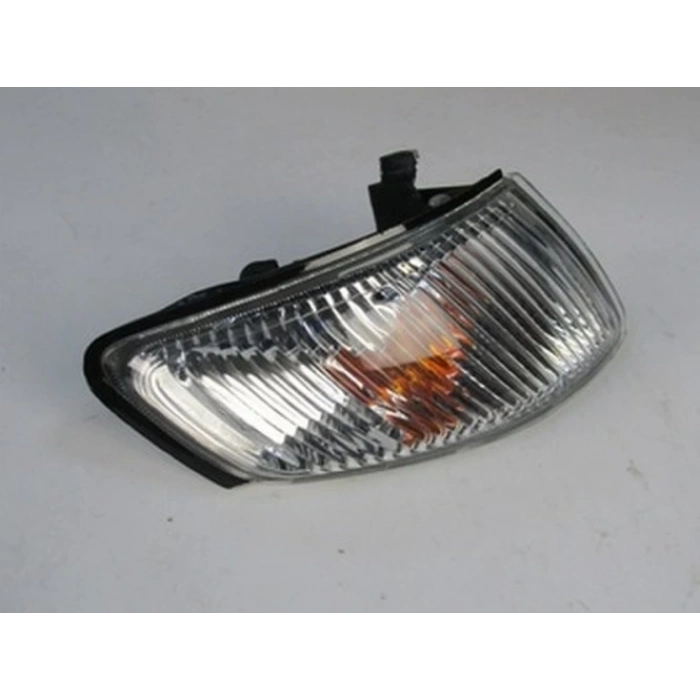 Mazda 626 1998-2000 Ön Sinyal Sağ (Siyah Çerçeveli) (Casp) (Adet) (Oem No:Ge4T51060C)