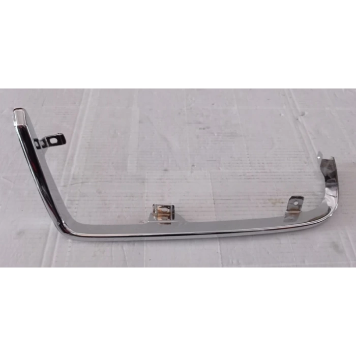 Far Alt Çıtası E2200 Mın 1986-1991 Sağ  Oem No: 216-2502R