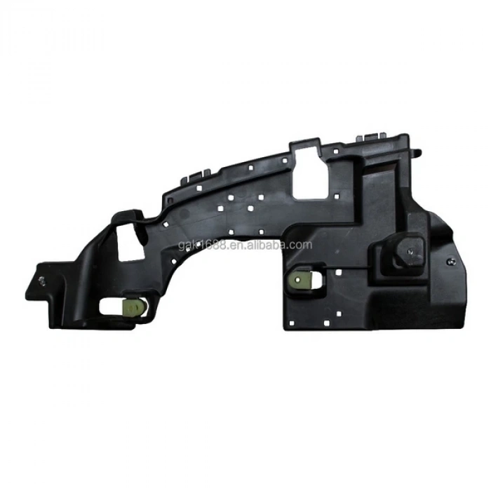 Mercedes C Class 2014-2017 Arka Tampon Braketi Sağ (Amg) (Oem No:2058850200)
