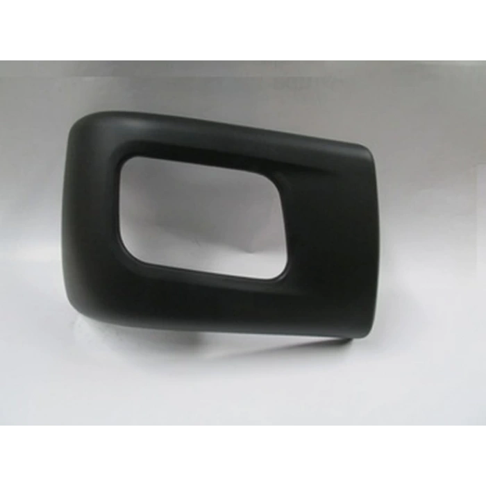 2013-2018 Mitsubishi Canter Fuso Ön Tampon Ucu Sağ Siyah (Sis Delikli) (Fpı) (Adet) (Oem No:Mk618526)